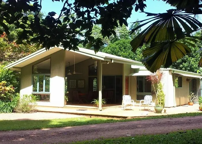 Fanpalm Creek Hideaway
